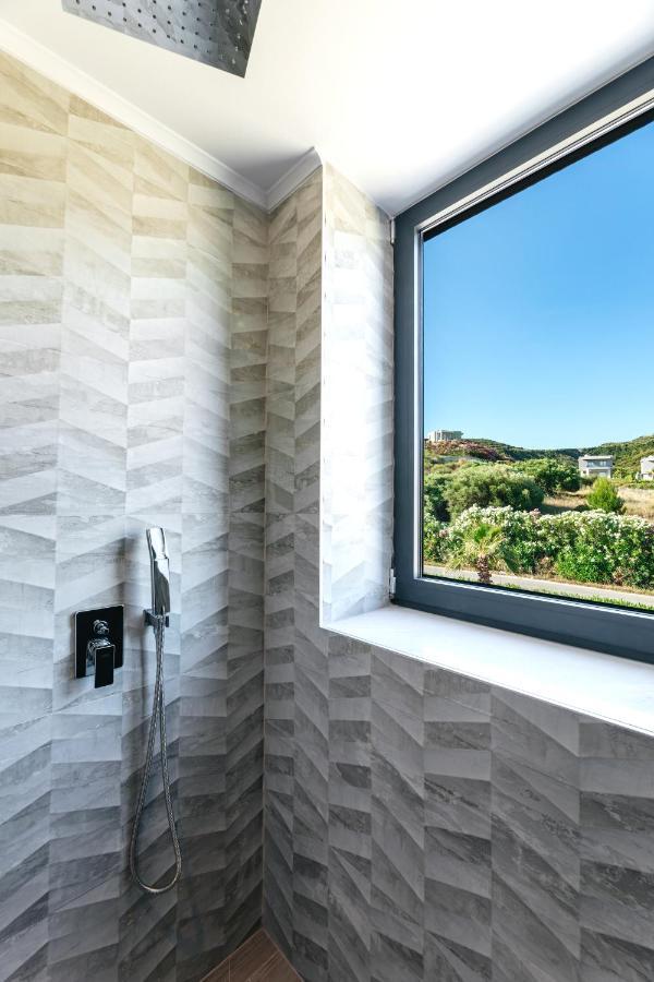 Cocooning Suites By Blue Carpet Pefkochori Exterior photo