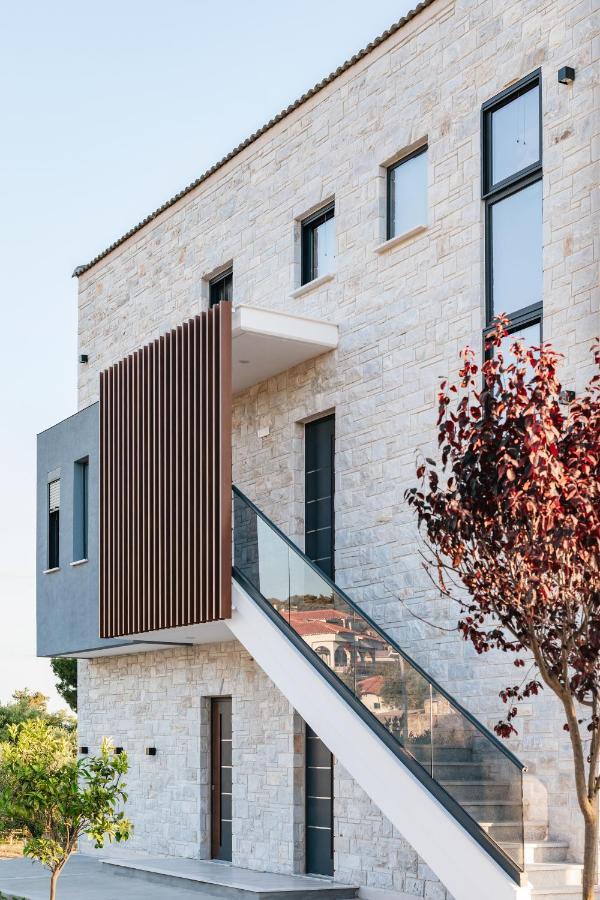 Cocooning Suites By Blue Carpet Pefkochori Exterior photo